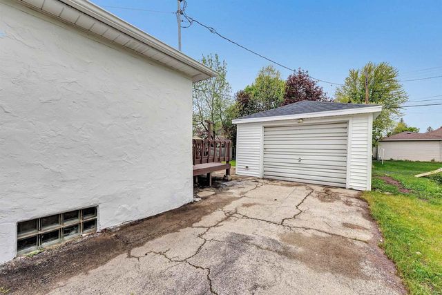 1875 SMITH STREET, Green Bay, WI 54302