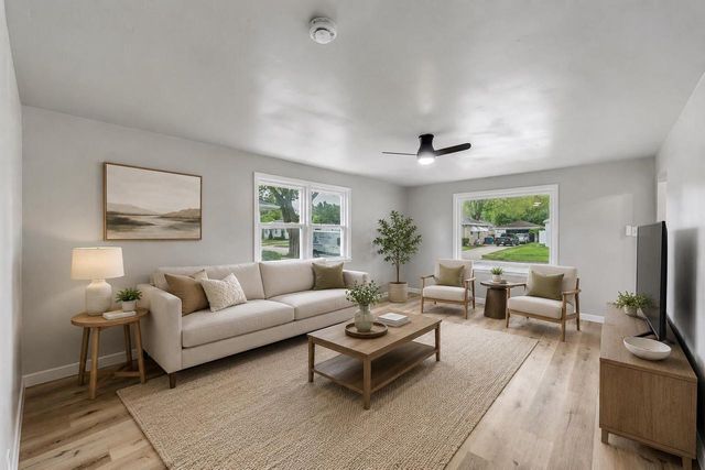 1875 SMITH STREET, Green Bay, WI 54302