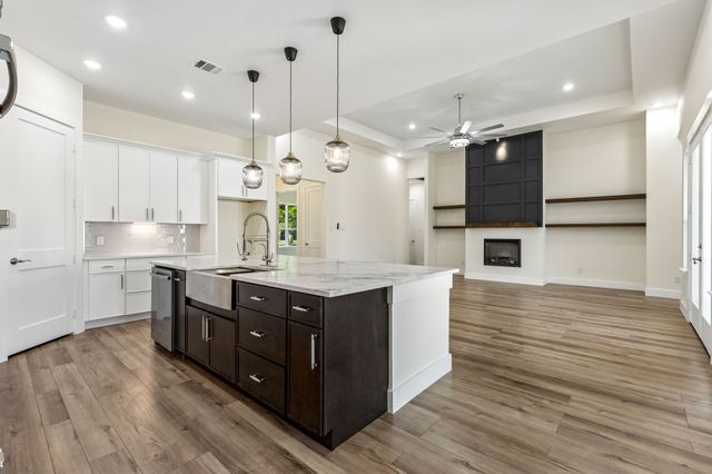 3710 Castle Drive, Rowlett, TX 75089