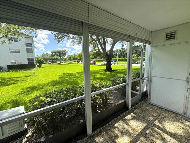 138 Fanshaw D D, Boca Raton, FL 33434