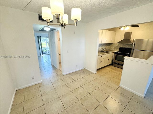 138 Fanshaw D D, Boca Raton, FL 33434
