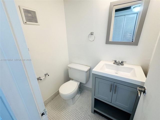 138 Fanshaw D D, Boca Raton, FL 33434