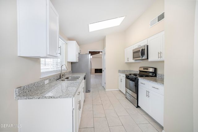 368 CHERMONT Court, El Paso, TX 79912