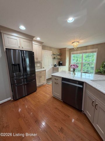 242 Riley Way, Elizabethtown, KY 42701