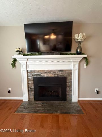 242 Riley Way, Elizabethtown, KY 42701