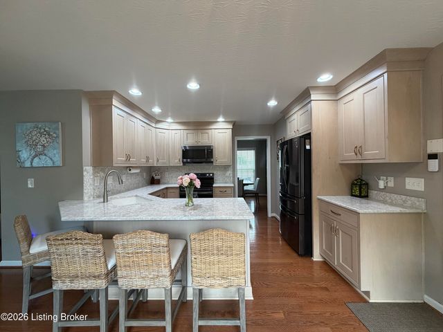 242 Riley Way, Elizabethtown, KY 42701