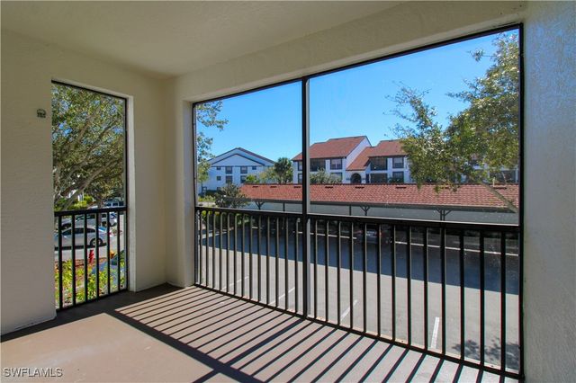 7960 Preserve CIR 621, Naples, FL 34119