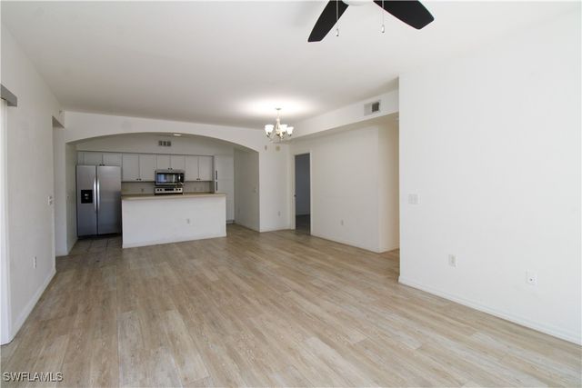 7960 Preserve CIR 621, Naples, FL 34119