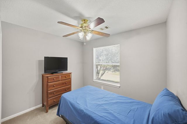 3211 Barkers Crossing Avenue, Houston, TX 77084