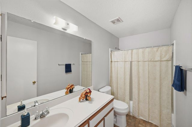 3211 Barkers Crossing Avenue, Houston, TX 77084