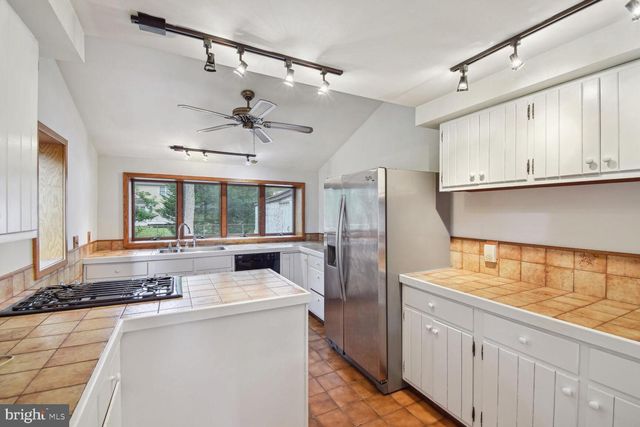 238 VARSITY AVE, Princeton, NJ 08540