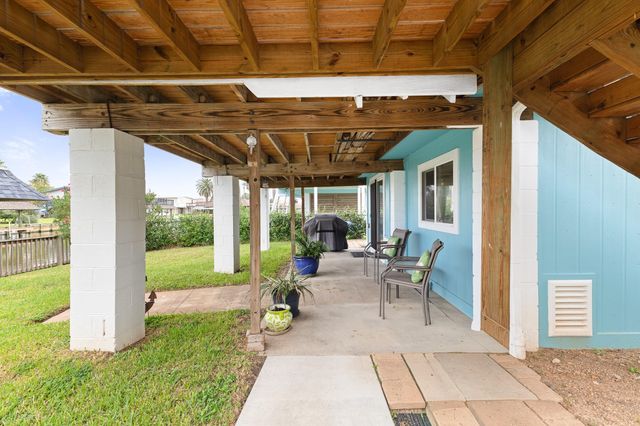 66 Tarpon Street, Bayou Vista, TX 77563
