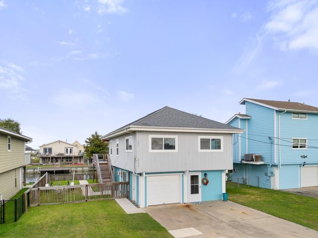 66 Tarpon Street, Bayou Vista, TX 77563