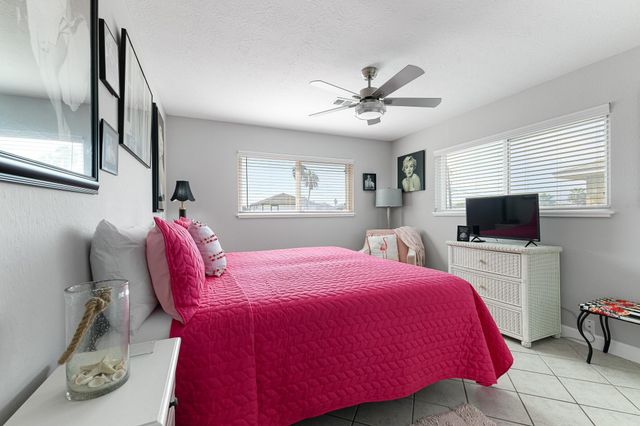 66 Tarpon Street, Bayou Vista, TX 77563