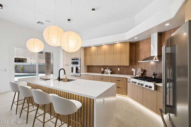 15001 S 5TH Avenue, Phoenix, AZ 85045