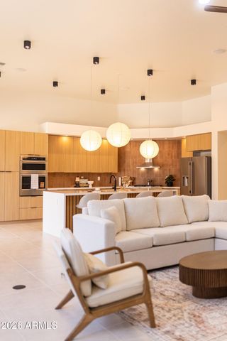 15001 S 5TH Avenue, Phoenix, AZ 85045
