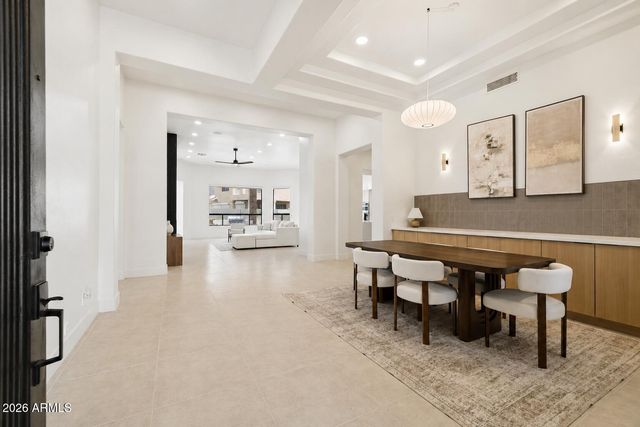 15001 S 5TH Avenue, Phoenix, AZ 85045