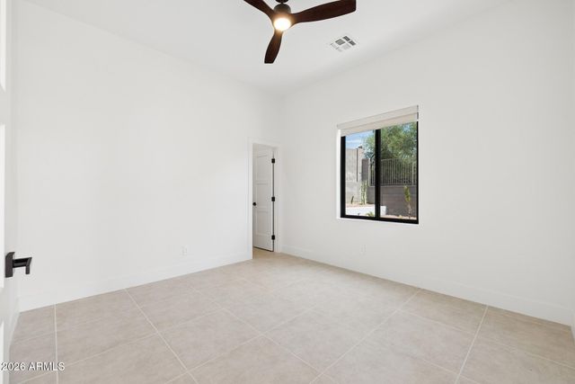 15001 S 5TH Avenue, Phoenix, AZ 85045