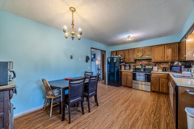 6282 Highway 5, Hartville, MO 65667