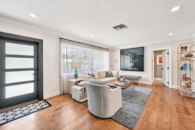 240 30th Street, West Palm Beach, FL 33407