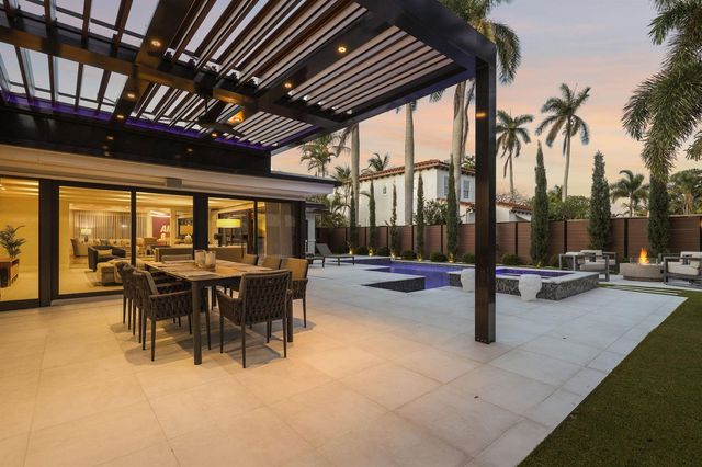 240 30th Street, West Palm Beach, FL 33407