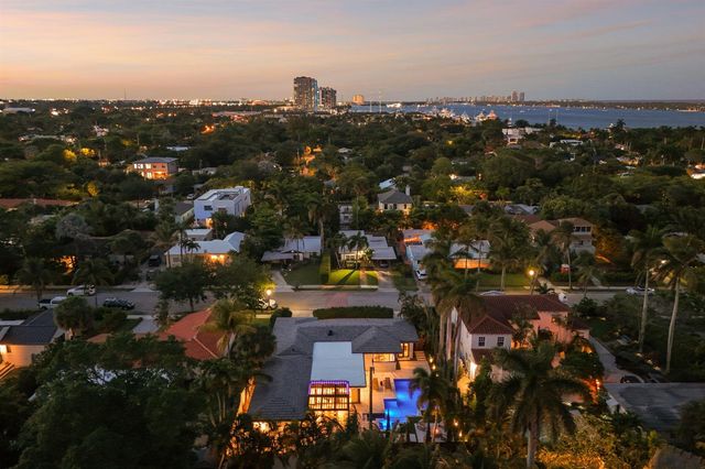 240 30th Street, West Palm Beach, FL 33407