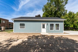 303 Middle Street, Three Rivers, MI 49093