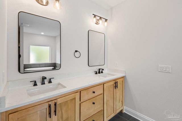 7399 Forestwood Dr, Milton, FL 32570