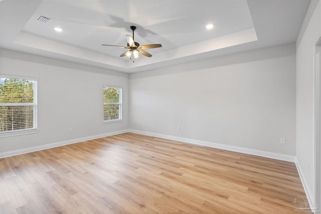 7399 Forestwood Dr, Milton, FL 32570