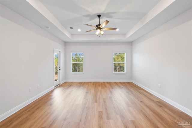 7399 Forestwood Dr, Milton, FL 32570