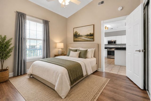 4860 Carnation Cir Apt 302, Myrtle Beach, SC 29577