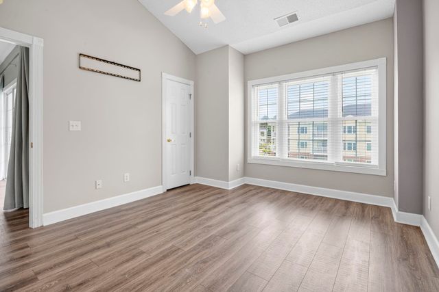 4860 Carnation Cir Apt 302, Myrtle Beach, SC 29577