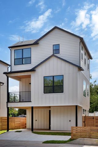 301 N Pleasant Valley RD 2, Austin, TX 78702