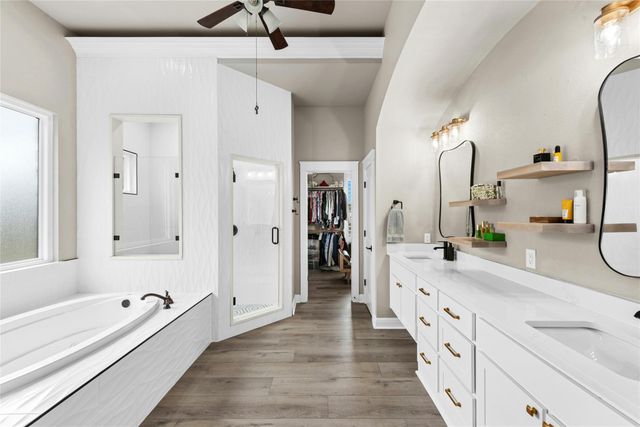 279 Rugged Earth DR, Austin, TX 78737