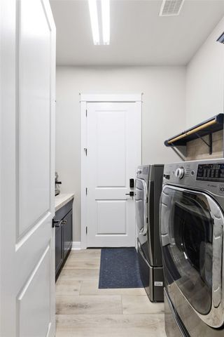 279 Rugged Earth DR, Austin, TX 78737