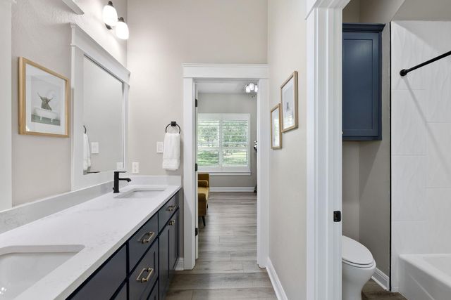 279 Rugged Earth DR, Austin, TX 78737