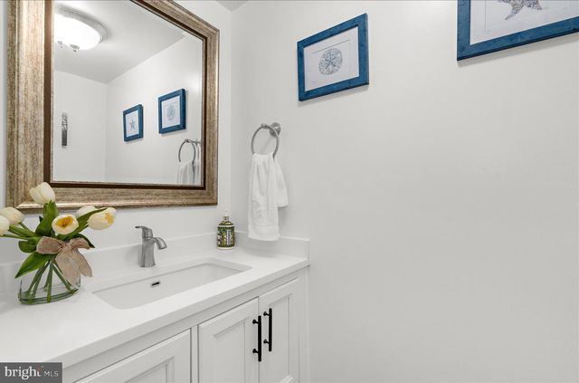 13241 OSTERPORT DR, Silver Spring, MD 20906