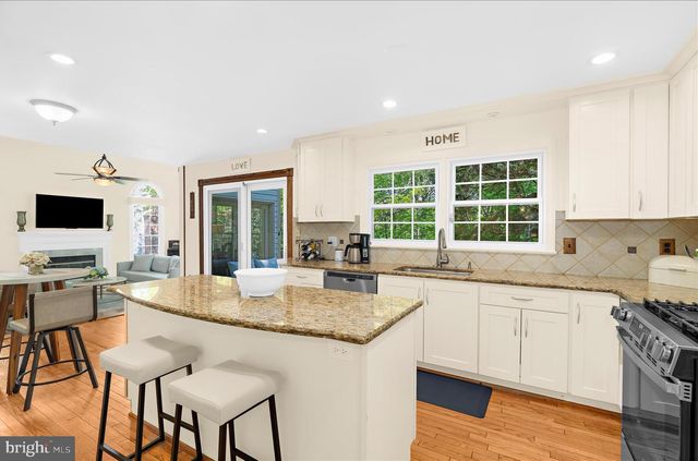 13241 OSTERPORT DR, Silver Spring, MD 20906