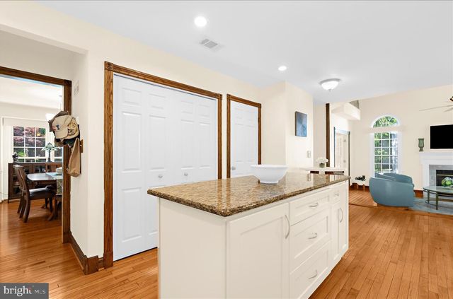 13241 OSTERPORT DR, Silver Spring, MD 20906