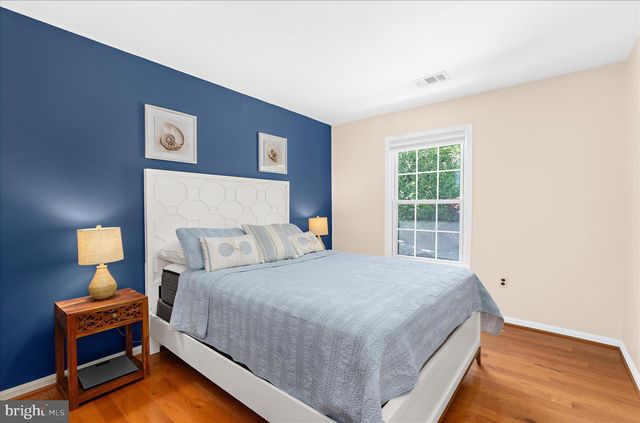 13241 OSTERPORT DR, Silver Spring, MD 20906
