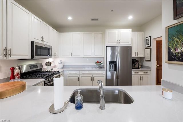 305 Brooke Ave Apt 306, Norfolk, VA 23510