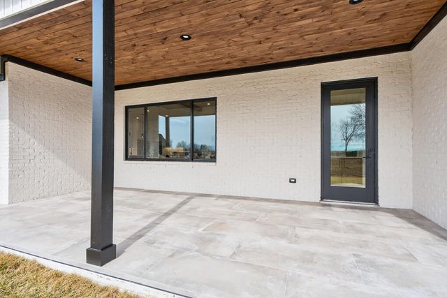 121 Zane Lane, Nicholasville, KY 40356