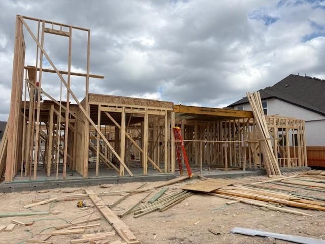 19117 Hopper LN, Austin, TX 78738