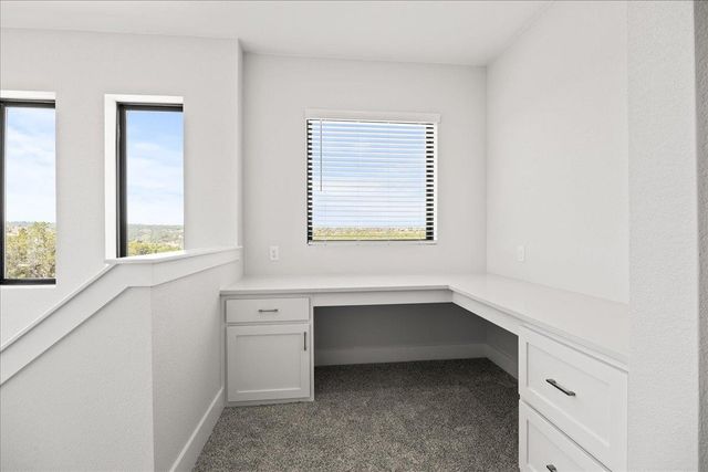 19117 Hopper LN, Austin, TX 78738