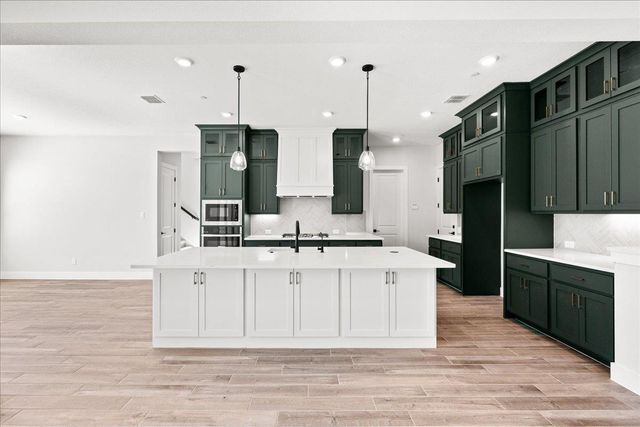 19117 Hopper LN, Austin, TX 78738