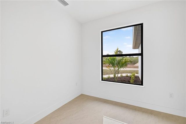 4201 14th ST W, Lehigh Acres, FL 33971