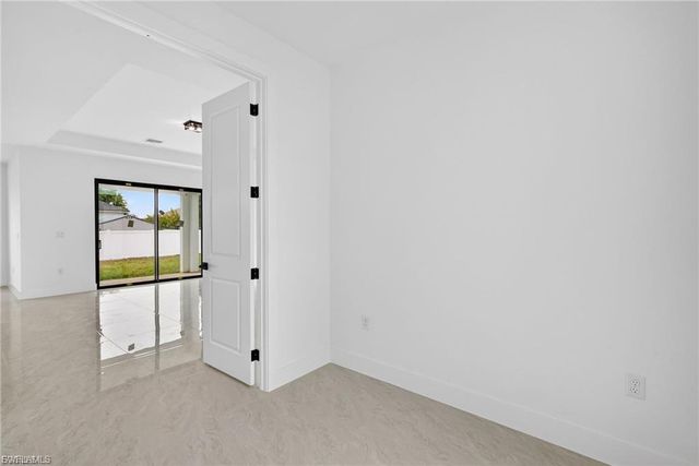 4201 14th ST W, Lehigh Acres, FL 33971