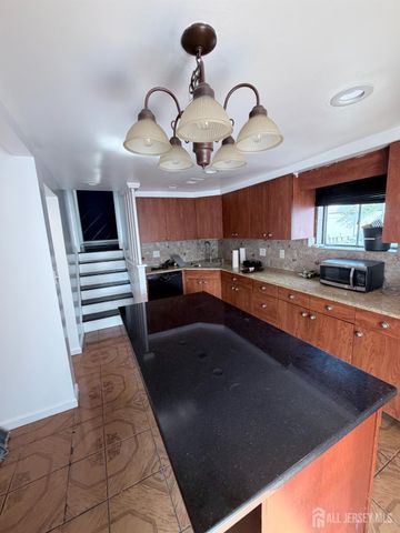 216 N Hill Rd Road, Colonia, NJ 07067