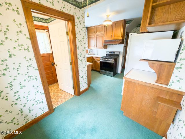 3330 Pelham Road, Ottawa Hills, OH 43606