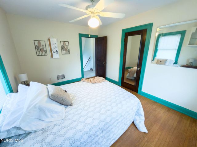 3330 Pelham Road, Ottawa Hills, OH 43606